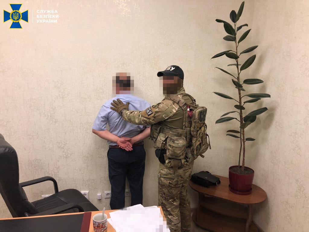 СБУ раскрыла коррупционную схему на таможне в Луганской области