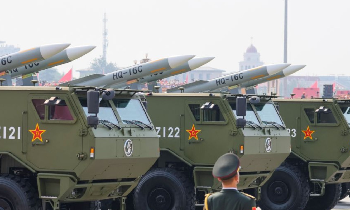 В Пекине прошел масштабный военный парад