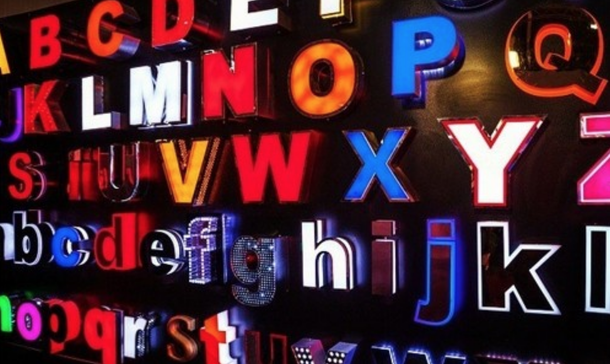 световые фасадные вывески