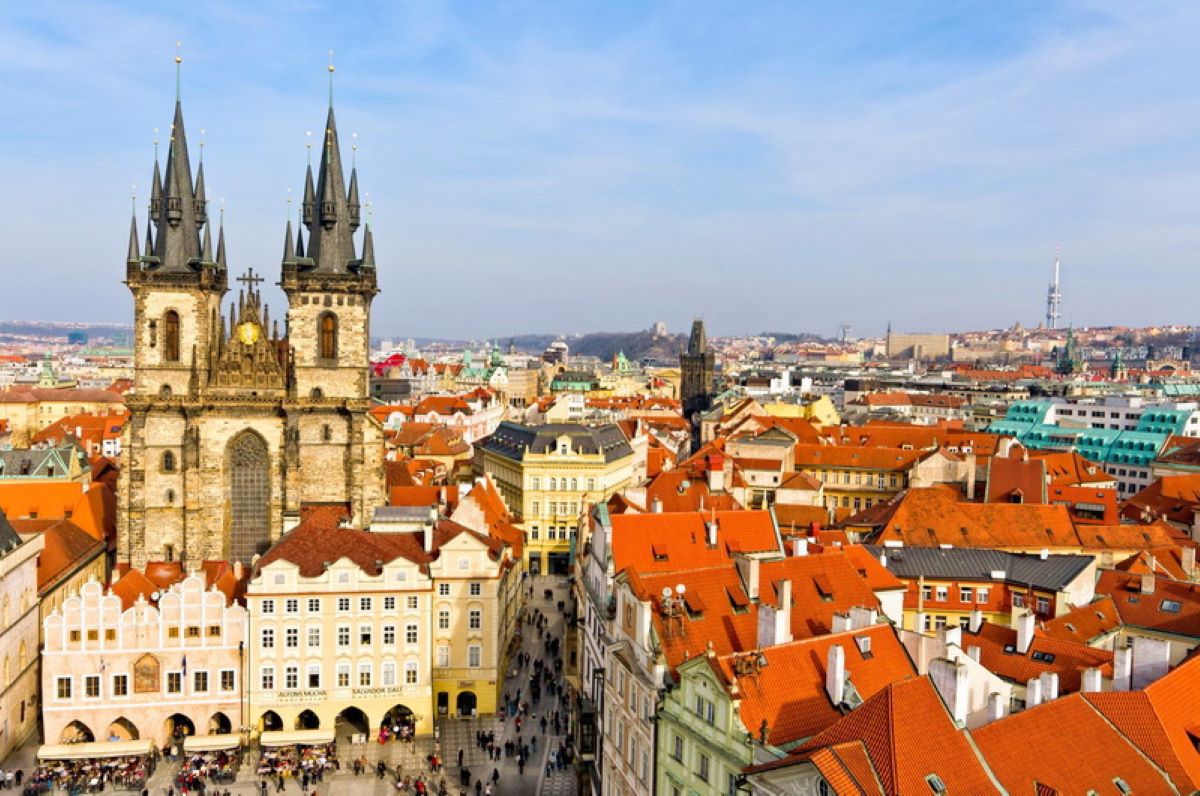 prague education center Чехия