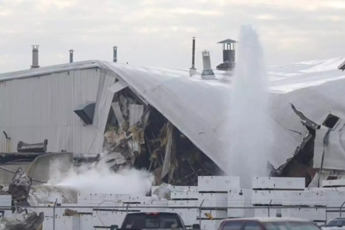 Взрыв на авиазаводе в США: много пострадавших