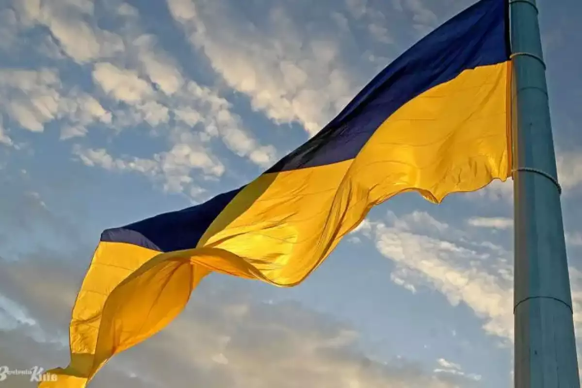 ВСУ в Херсонской области подняли украинский флаг на левом берегу Днепра - видео