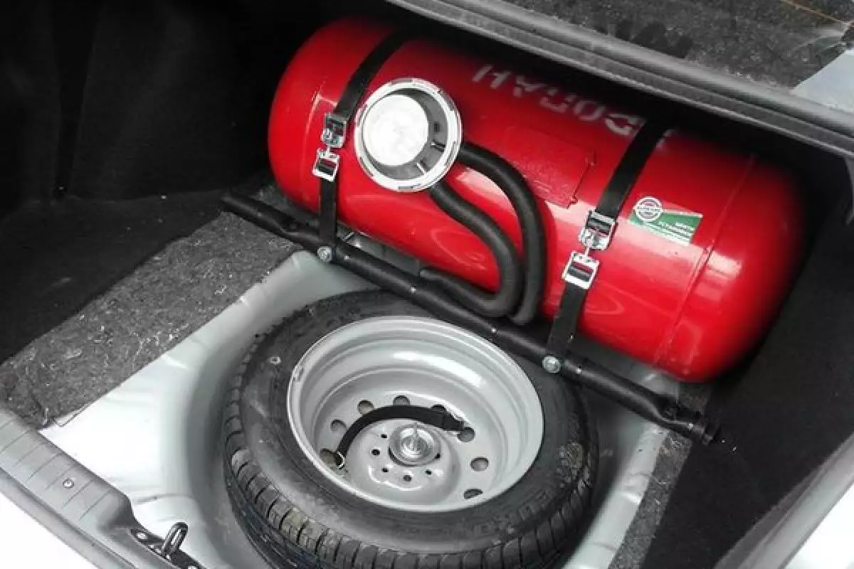 Дороже и дольше: в Украине усложнили регистрацию ГБО на автомобили