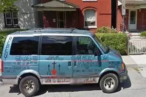 Канадская семья полгода жила с покойником под одной крышей