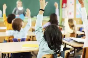 В Украине 150 тысяч детей получат по 2 тысячи гривен от государства: кто претендует на выплаты